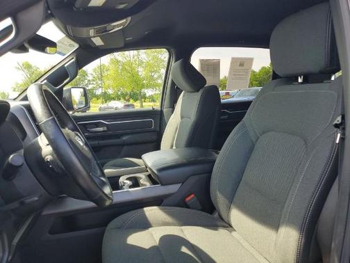 Diamond Black 2019 RAM 1500 BIG HORN/LONE STAR