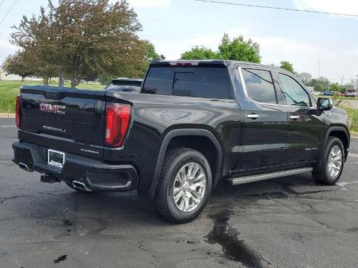 Onyx Black 2023 GMC Sierra 1500 DENALI