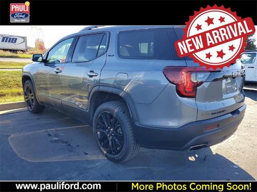 2022 GMC Acadia SLT
