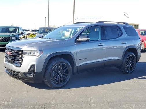 2022 GMC Acadia SLT