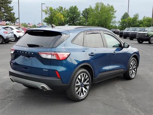 2020 Ford Escape SE SPORT
