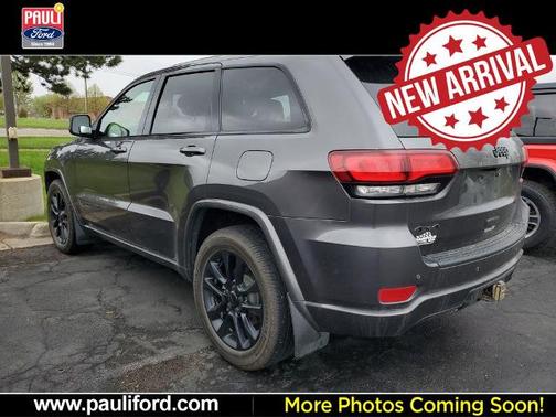 Granite Crystal Clearcoat Metallic 2020 Jeep Grand Cherokee LAREDO