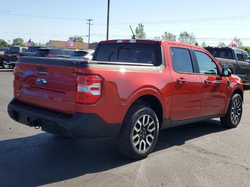 HOT PEPPER RED TC METALLIC 2024 Ford Maverick LARIAT