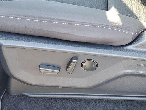 CARBONIZED GRAY METALLIC 2023 Ford F-150 XLT