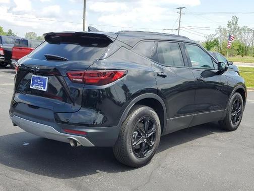 Black 2024 Chevrolet Blazer LT