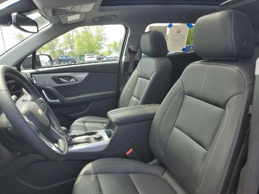 Black 2024 Chevrolet Blazer LT