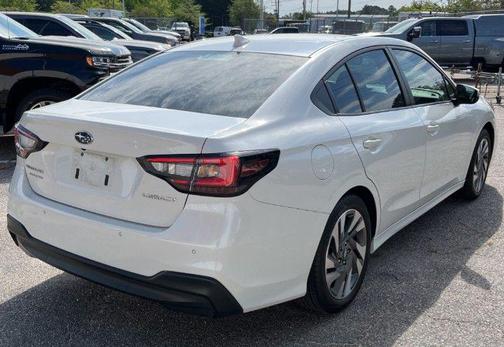 Crystal White Pearl 2025 Subaru Legacy Limited