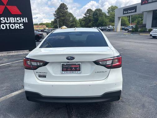Crystal White Pearl 2025 Subaru Legacy Limited