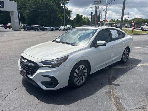 Crystal White Pearl 2025 Subaru Legacy Limited