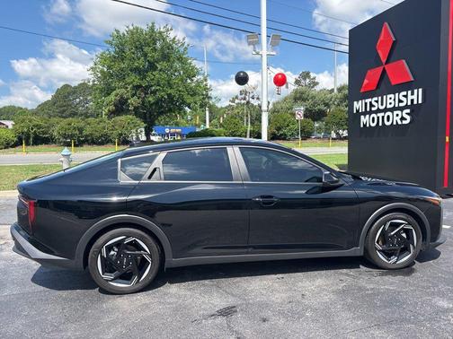 Aurora Black Pearl 2025 Kia K4 EX