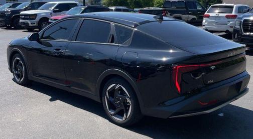 Aurora Black Pearl 2025 Kia K4 EX