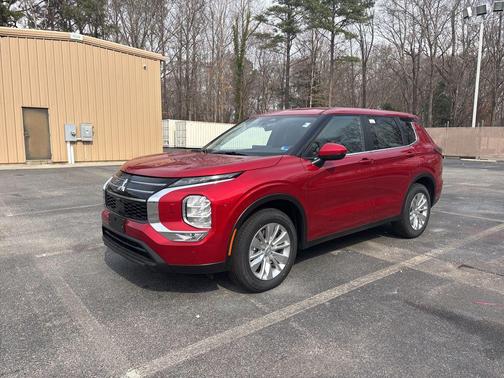 Red Diamond 2026 Mitsubishi Outlander ES 1.5T S-AWC