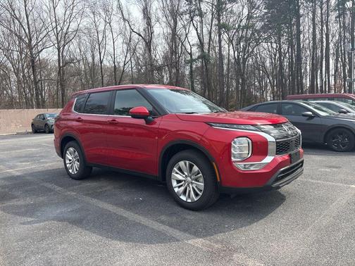 Red Diamond 2026 Mitsubishi Outlander ES 1.5T S-AWC