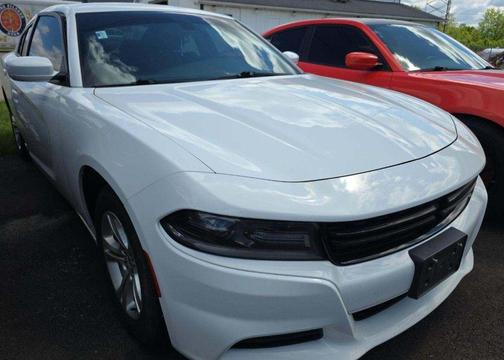 White Knuckle Clearcoat 2020 Dodge Charger SXT