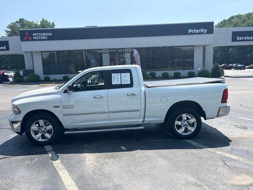 Bright White Clearcoat 2013 RAM 1500 Big Horn