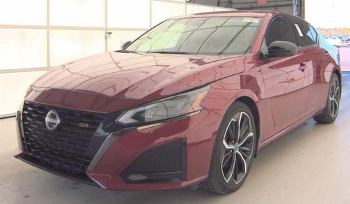 Scarlet Ember Tintcoat 2023 Nissan Altima SR FWD