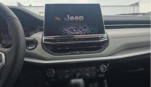 Bright White Clearcoat 2025 Jeep Compass Limited