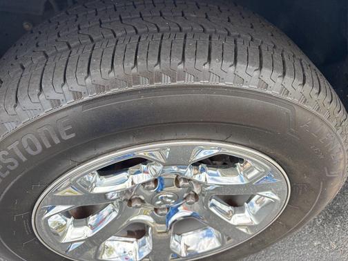 Blue Streak Pearlcoat 2016 RAM 1500 Laramie