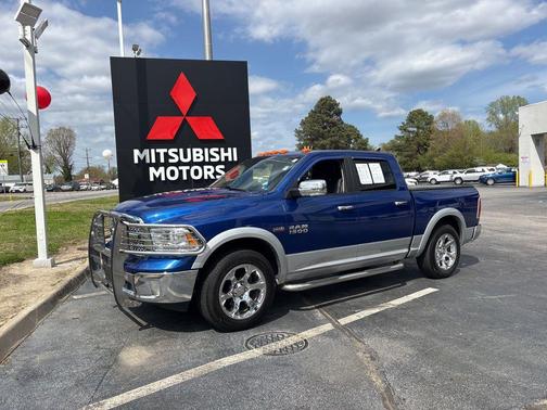 Blue Streak Pearlcoat 2016 RAM 1500 Laramie