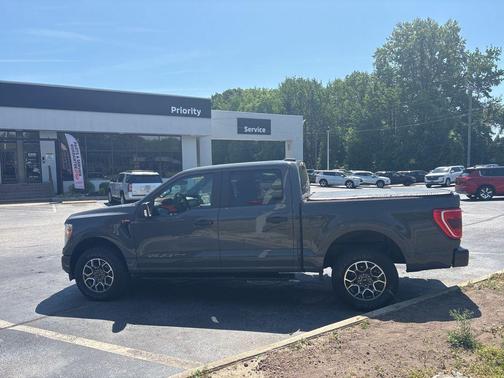 Lead Foot 2021 Ford F-150 XL