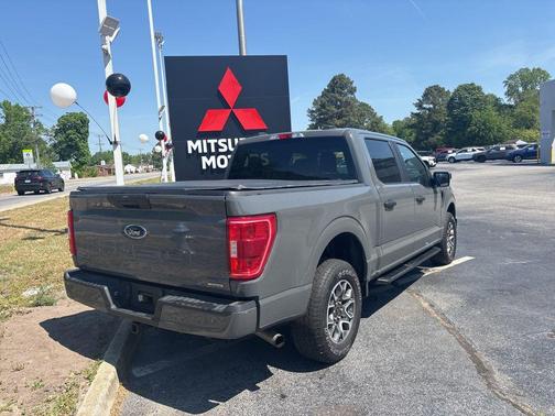 Lead Foot 2021 Ford F-150 XL