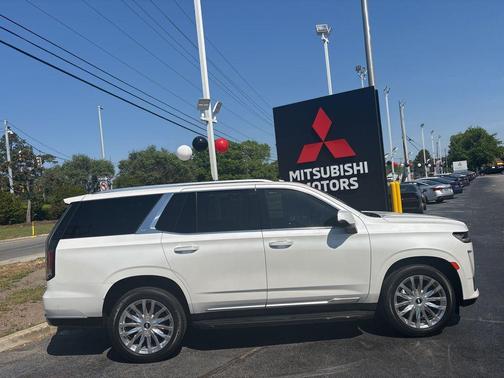 Crystal White Tricoat 2021 Cadillac Escalade Premium Luxury