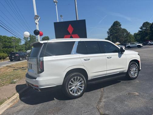 Crystal White Tricoat 2021 Cadillac Escalade Premium Luxury