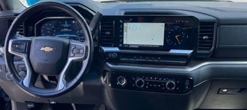 Black 2022 Chevrolet Silverado 1500 LT