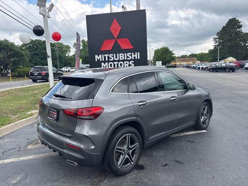 Mountain Grey Metallic 2021 Mercedes-Benz GLA 250 Base 4MATIC