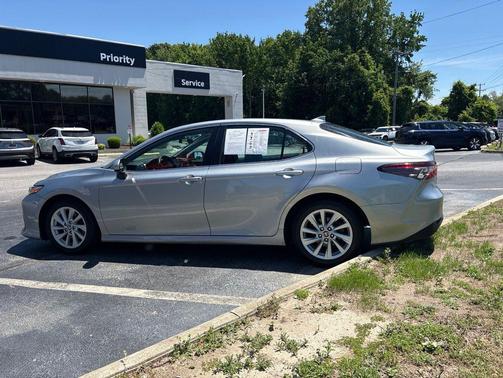 Celestial Silver Metallic 2023 Toyota Camry LE