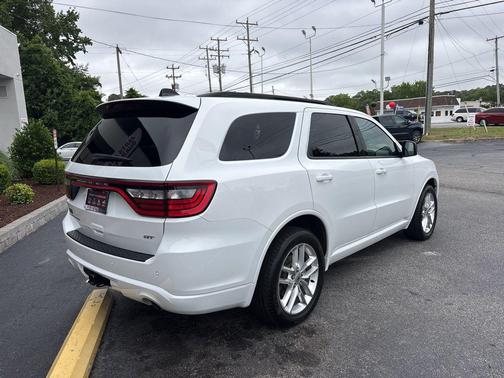 White Knuckle Clearcoat 2024 Dodge Durango GT Plus