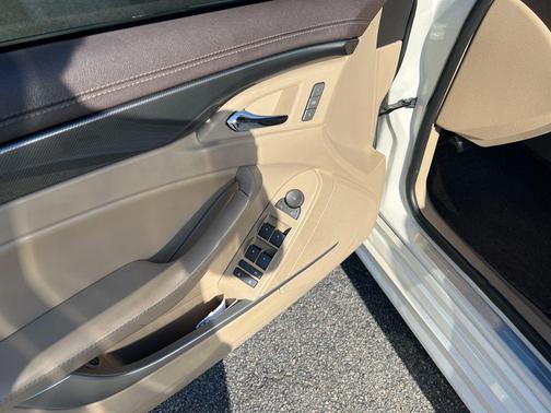 White Diamond Tricoat 2013 Cadillac CTS Luxury