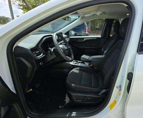 Oxford White 2023 Ford Escape Active