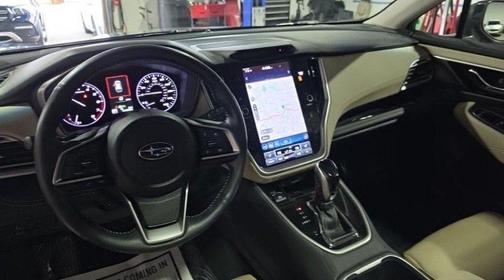 Crystal Black Silica 2022 Subaru Outback Limited