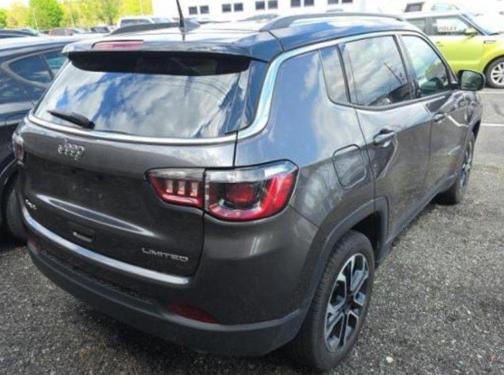 Granite Crystal Metallic Clearcoat 2022 Jeep Compass Limited