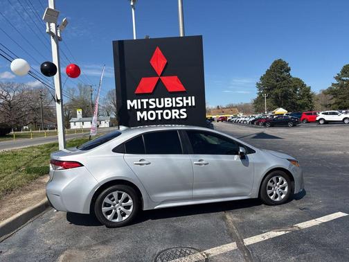 Classic Silver Metallic 2024 Toyota Corolla LE