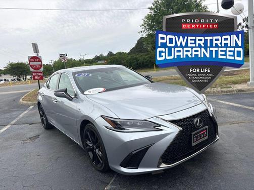 Iridium 2023 Lexus ES 300h F SPORT Handling