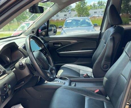 Crystal Black Pearl 2021 Honda Pilot AWD Special Edition