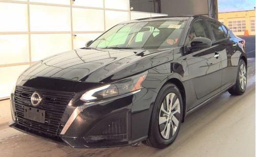Super Black 2023 Nissan Altima S FWD