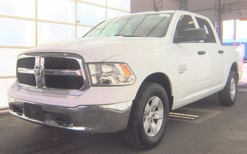 Bright White Clearcoat 2022 RAM 1500 Classic SLT