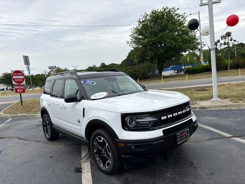 Oxford White 2021 Ford Bronco Sport Outer Banks