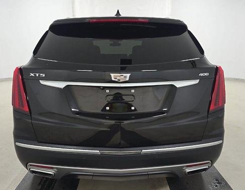 Stellar Black Metallic 2021 Cadillac XT5 Premium Luxury