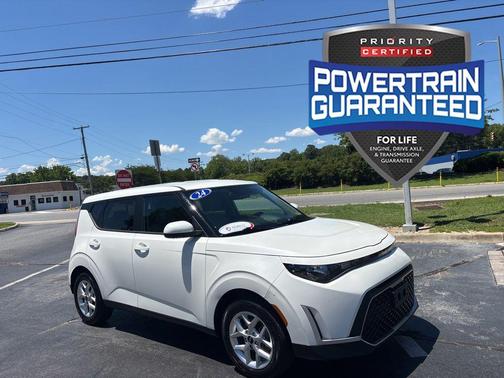 Snow White Pearl 2024 Kia Soul LX