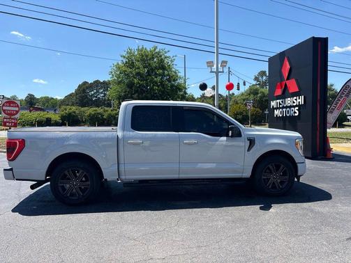 Space White Metallic 2021 Ford F-150 XLT