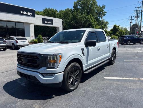 Space White Metallic 2021 Ford F-150 XLT