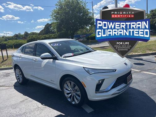 White Frost Tricoat 2025 Buick Envista Avenir FWD