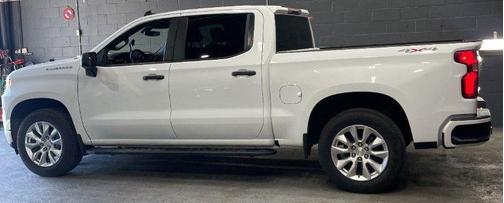 Summit White 2021 Chevrolet Silverado 1500 Custom