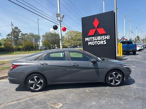Ecotronic Gray 2023 Hyundai ELANTRA Limited