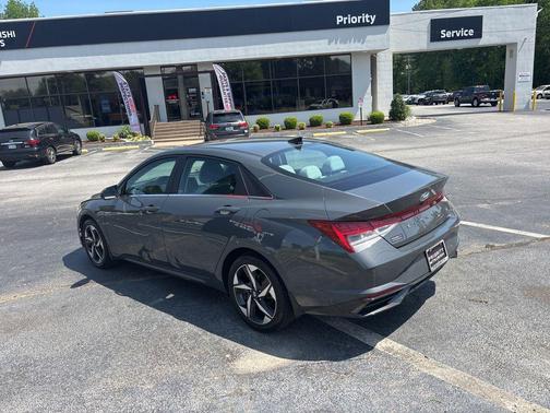 Ecotronic Gray 2023 Hyundai ELANTRA Limited