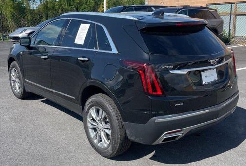 Stellar Black Metallic 2022 Cadillac XT5 Premium Luxury